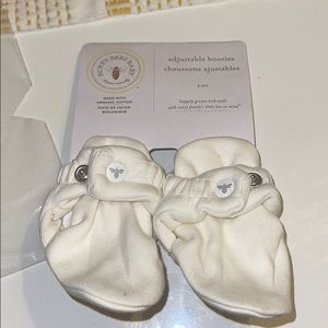 BRAND NEW Burts Bees Baby Adjustable Booties